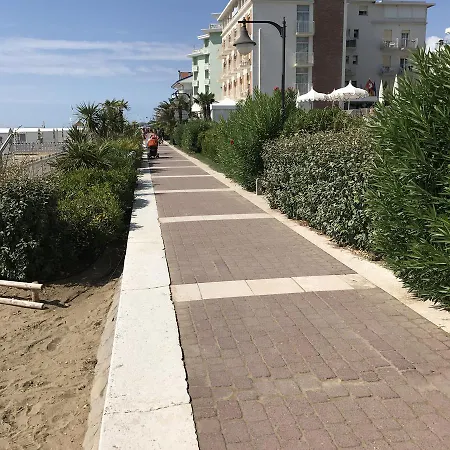 Beautiful House Center Apartament
